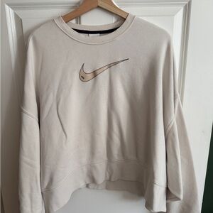 Women’s Nike Sweatshirt